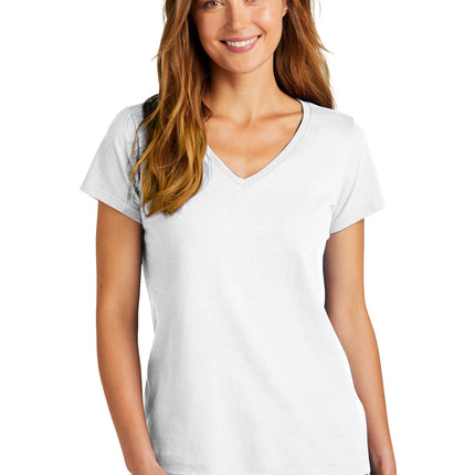 District ®  Women's The Concert Tee ®  V-Neck DT5002