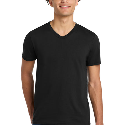 District ®  Very Important Tee ®  V-Neck. DT6500