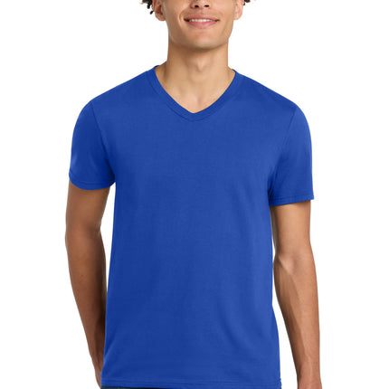 District ®  Very Important Tee ®  V-Neck. DT6500